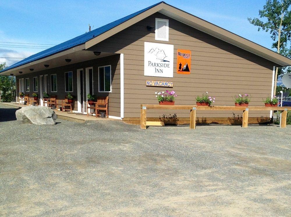 Parkside Inn Haines Junction Buitenkant foto
