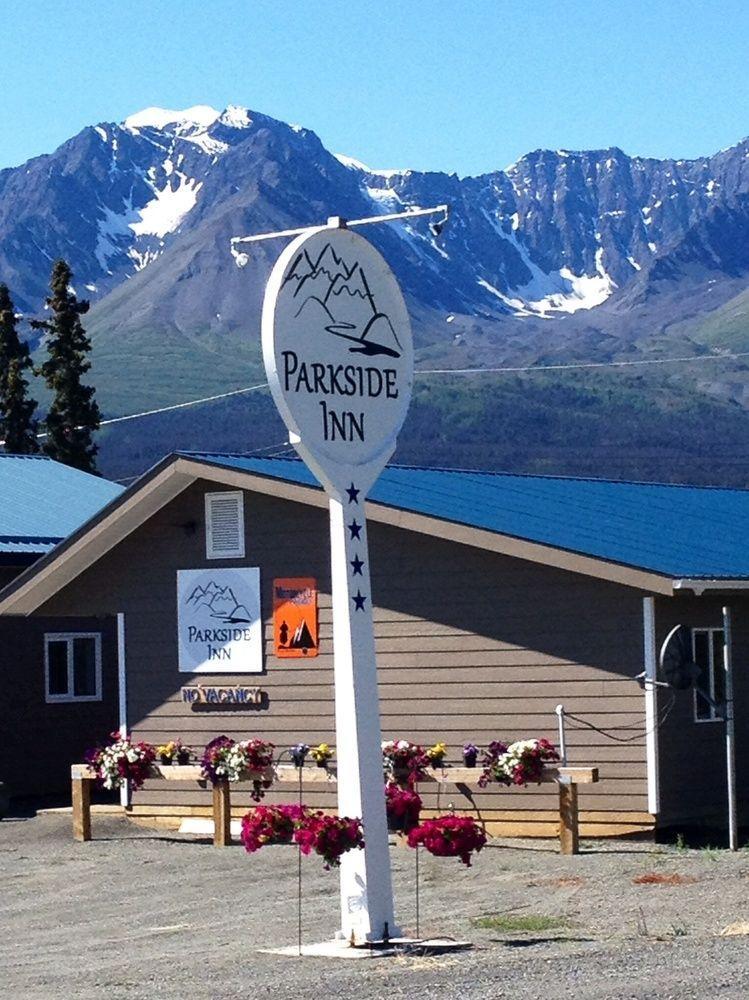 Parkside Inn Haines Junction Buitenkant foto